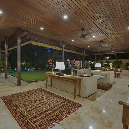 Villa Eight Seminyak  Phòng bức ảnh
