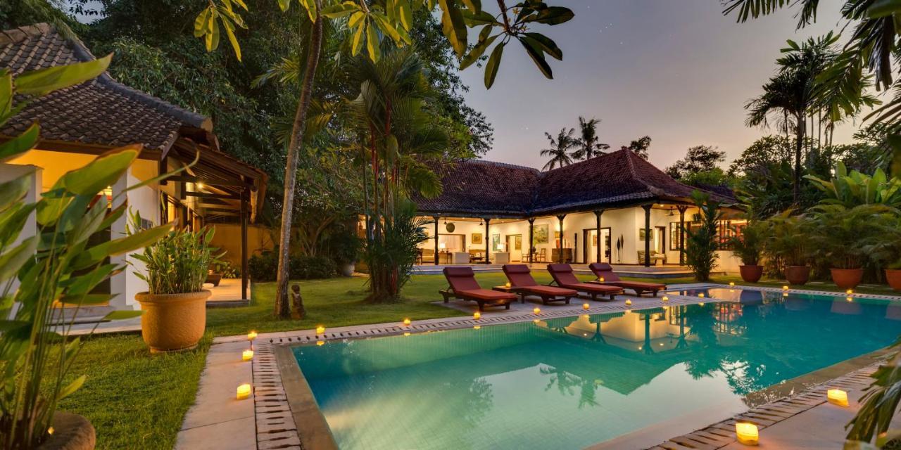 Villa Eight Seminyak  Ngoại thất bức ảnh