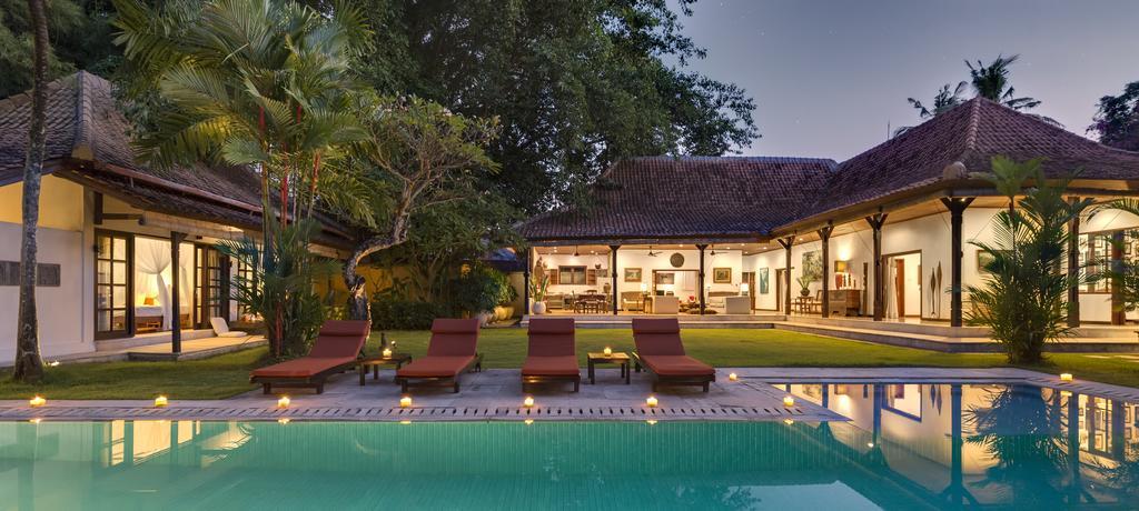 Villa Eight Seminyak  Phòng bức ảnh