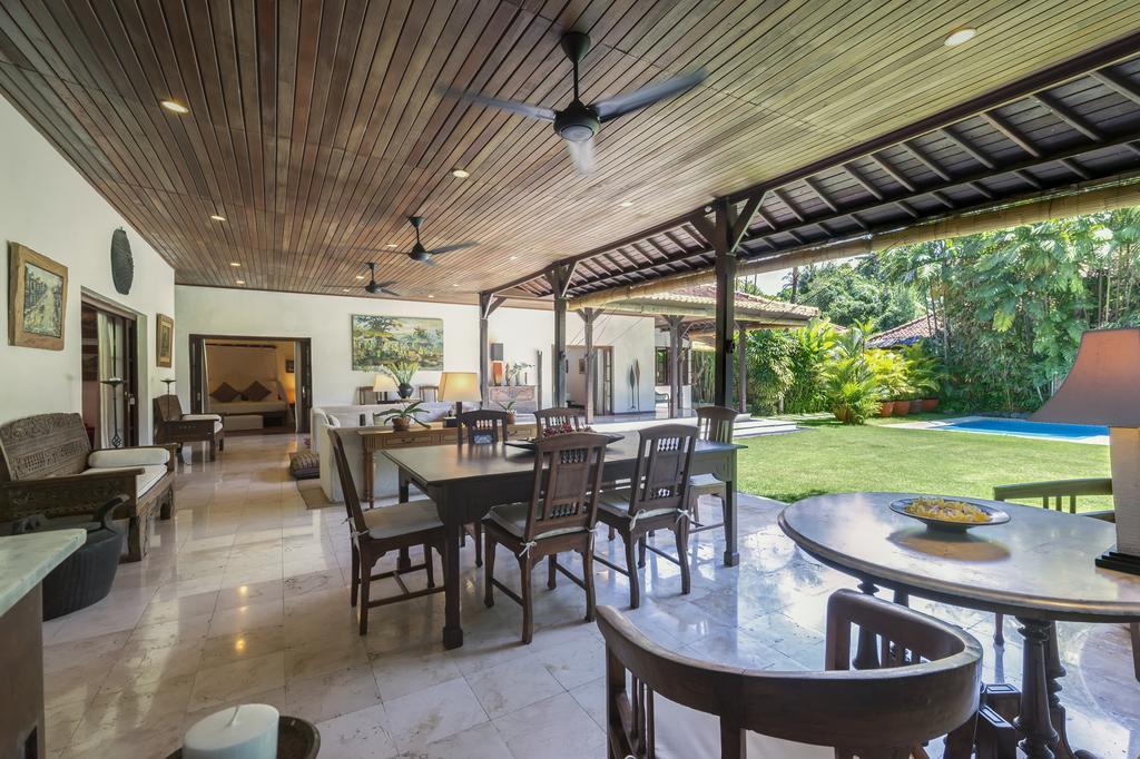 Villa Eight Seminyak  Phòng bức ảnh